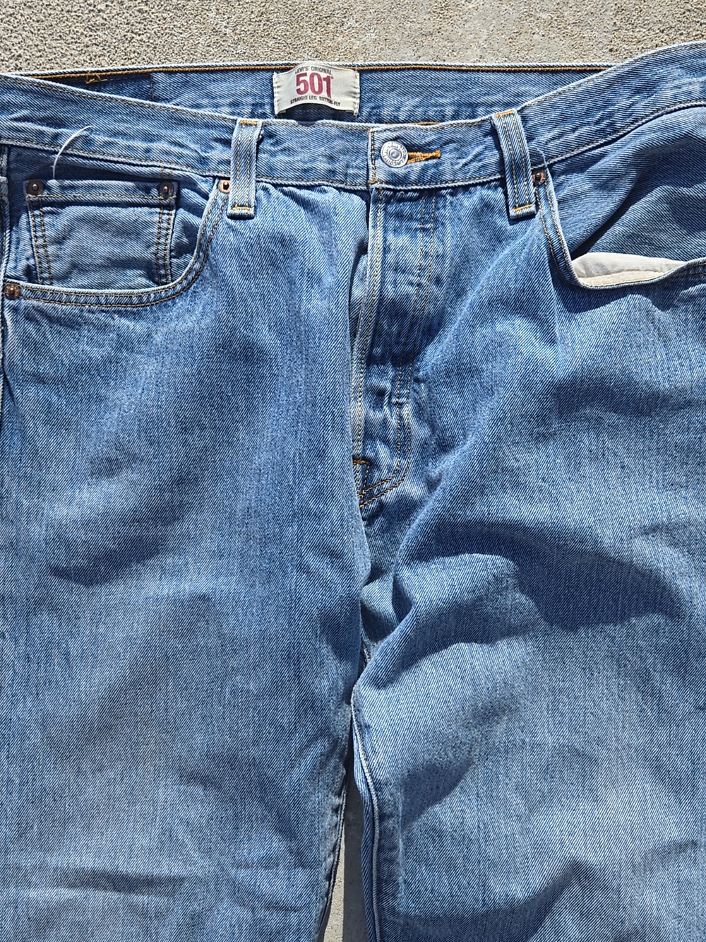 Levi's Light Blue Straight Jeans 501 Unisex Style, W35 L34, GUC, Casual Chic - Picture 9 of 11